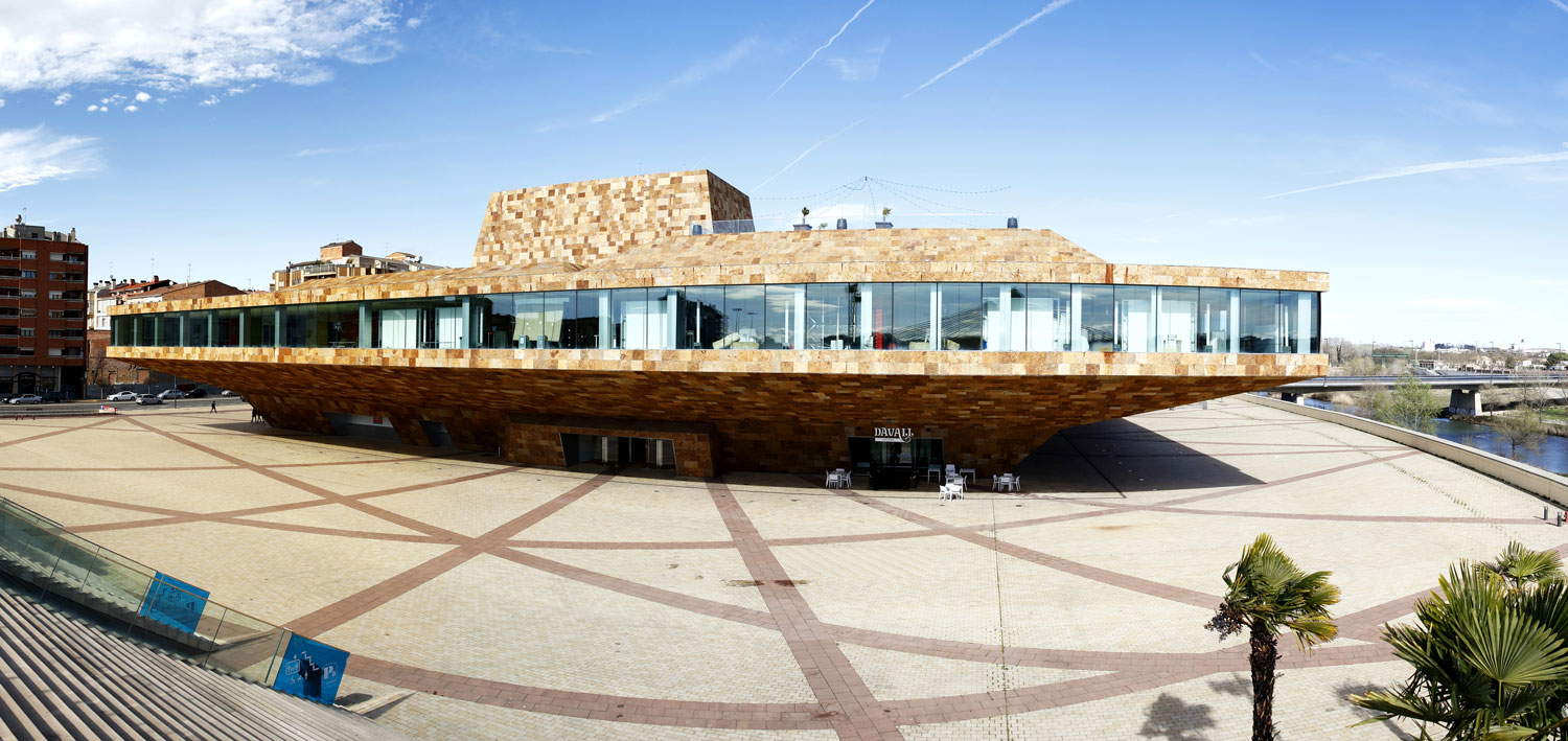 Palacio de Congresos de Lleida. La Llotja.jpg