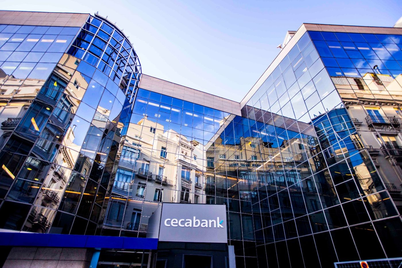 Auditorio Cecabank.jpg